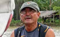 Experienced guide explaining the ecosystem